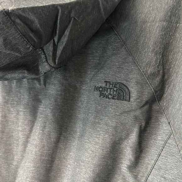 North Face Rain Jacket - Picture 13 of 16